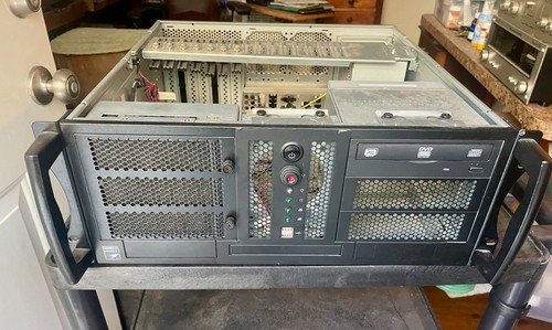 Chenbro rm42300 compact - chenbro,